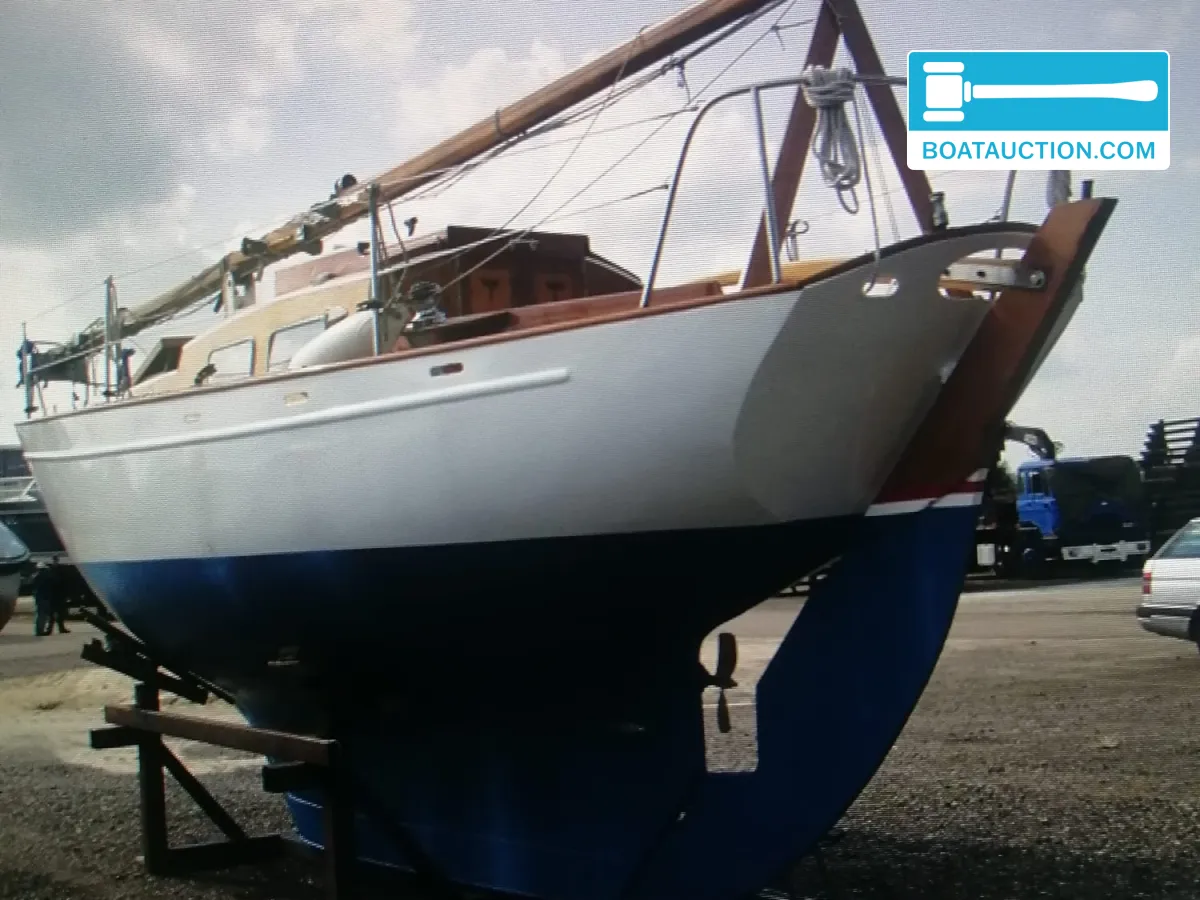 foto: 17 Trintella 870