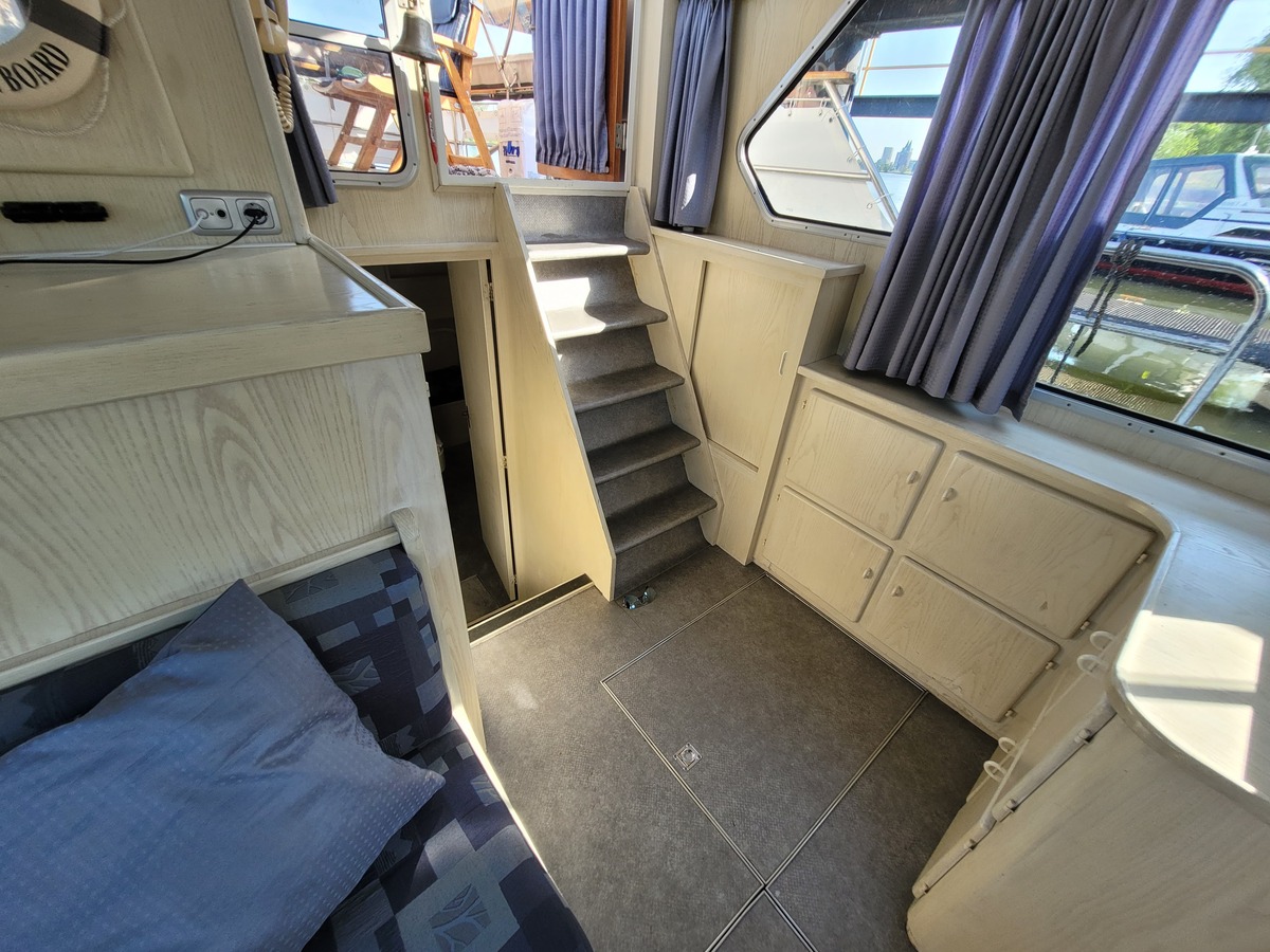 foto: 37 Linssen  42 SL 