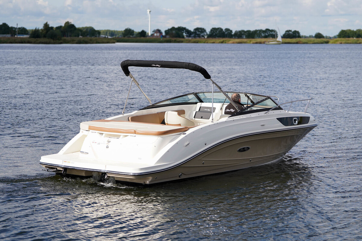 foto: 51 Sea Ray Sun Sport 230