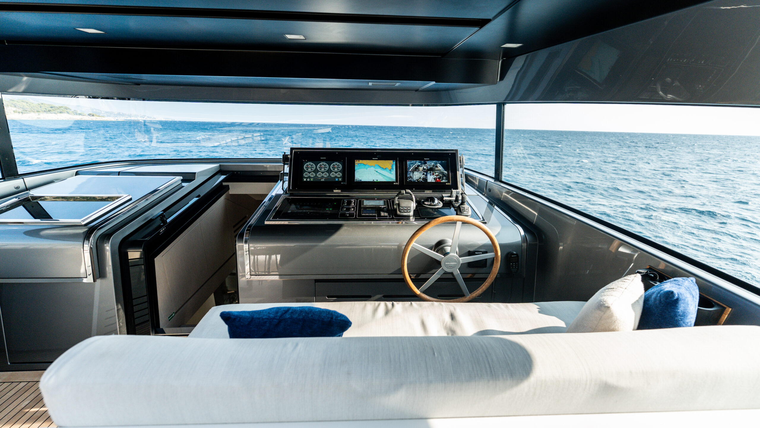 foto: 81 Sanlorenzo SX88