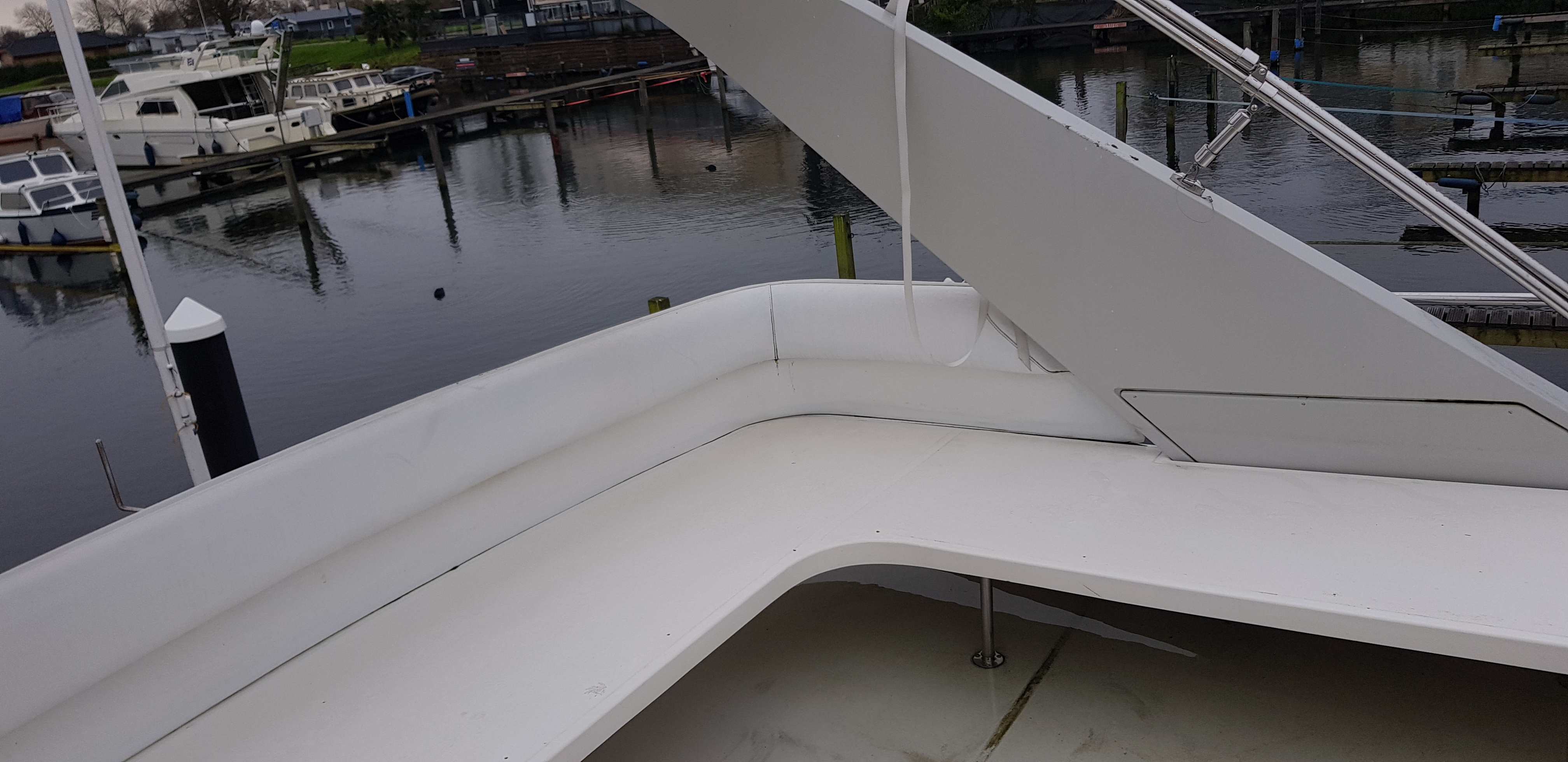 foto: 19 Fairline  50