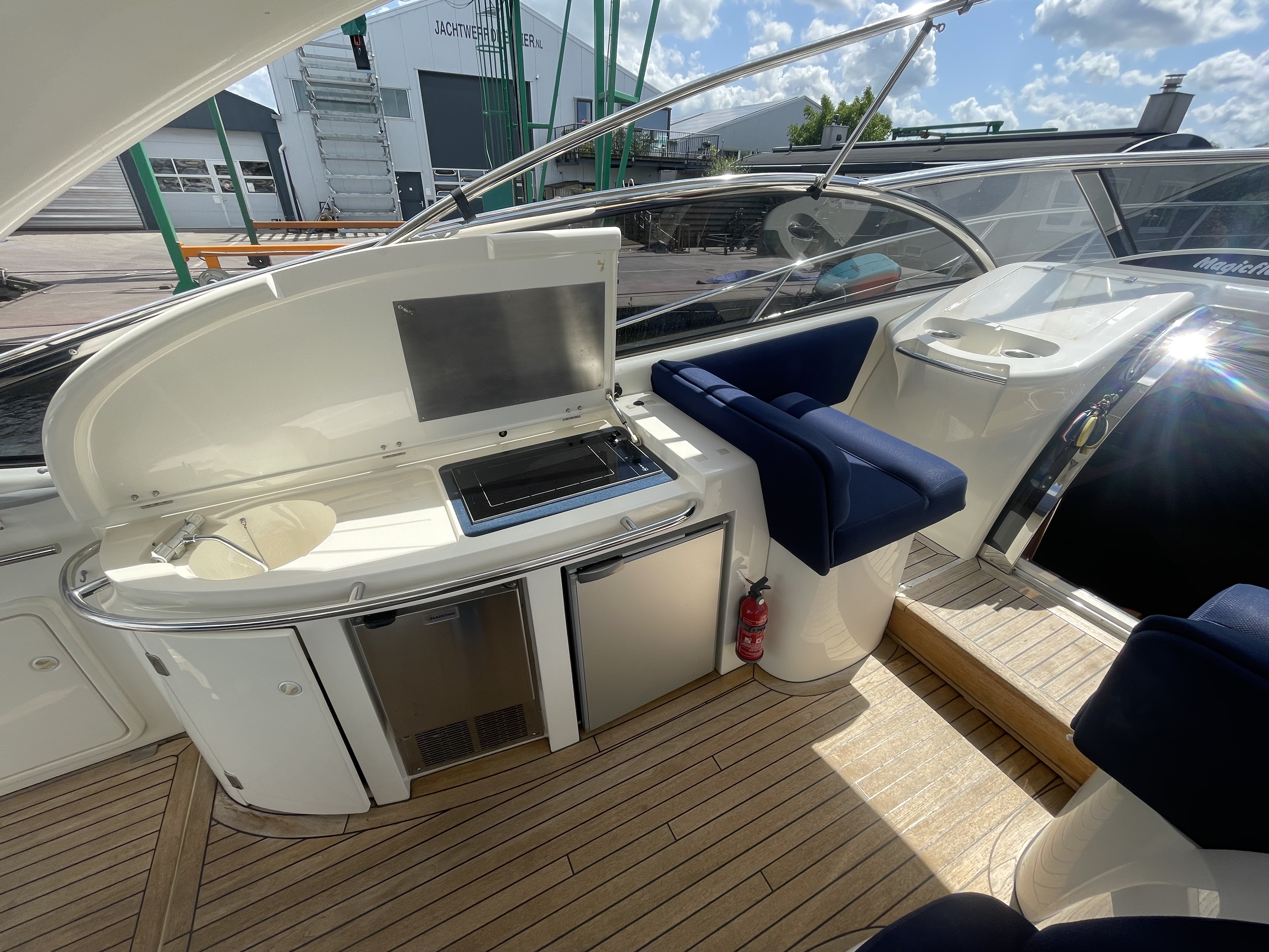 foto: 18 Sunseeker Predator 58