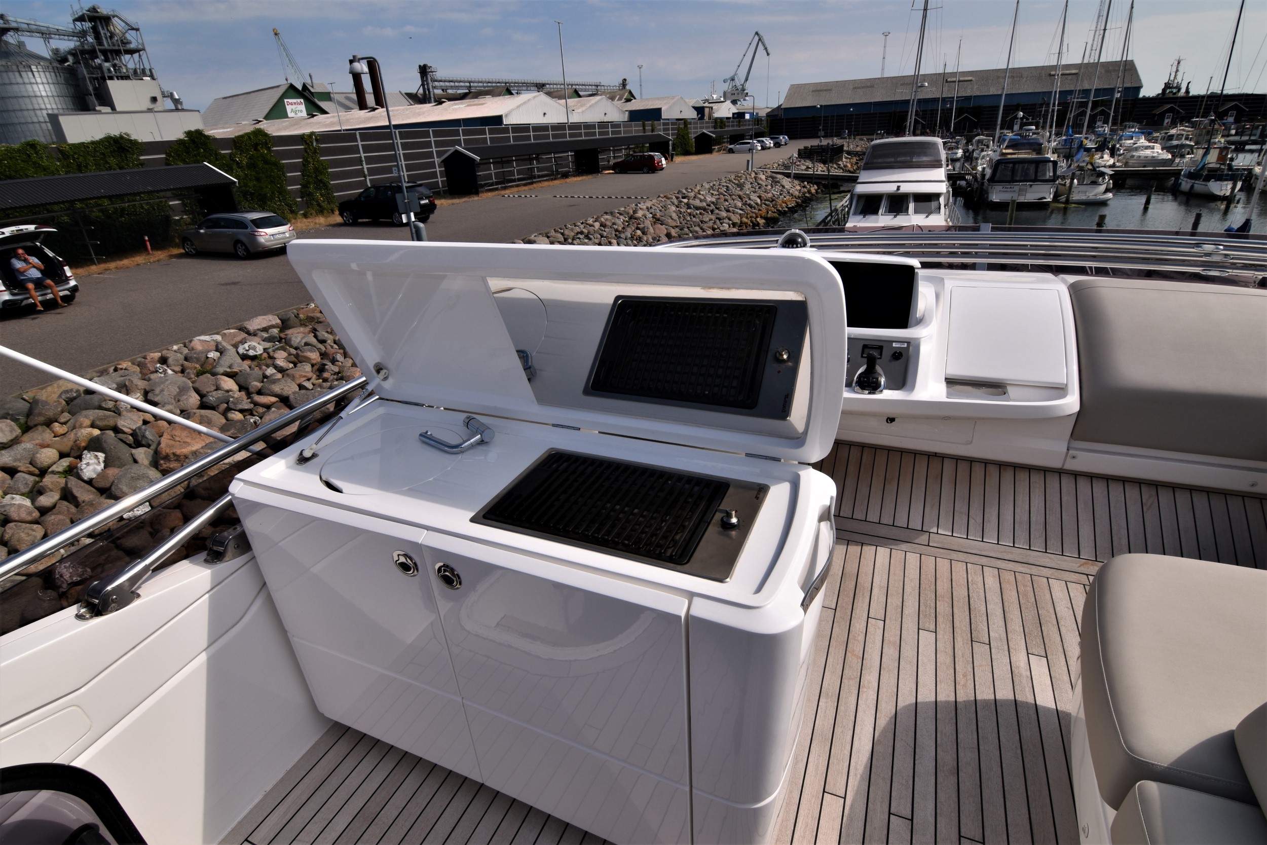 foto: 32 Princess  F55