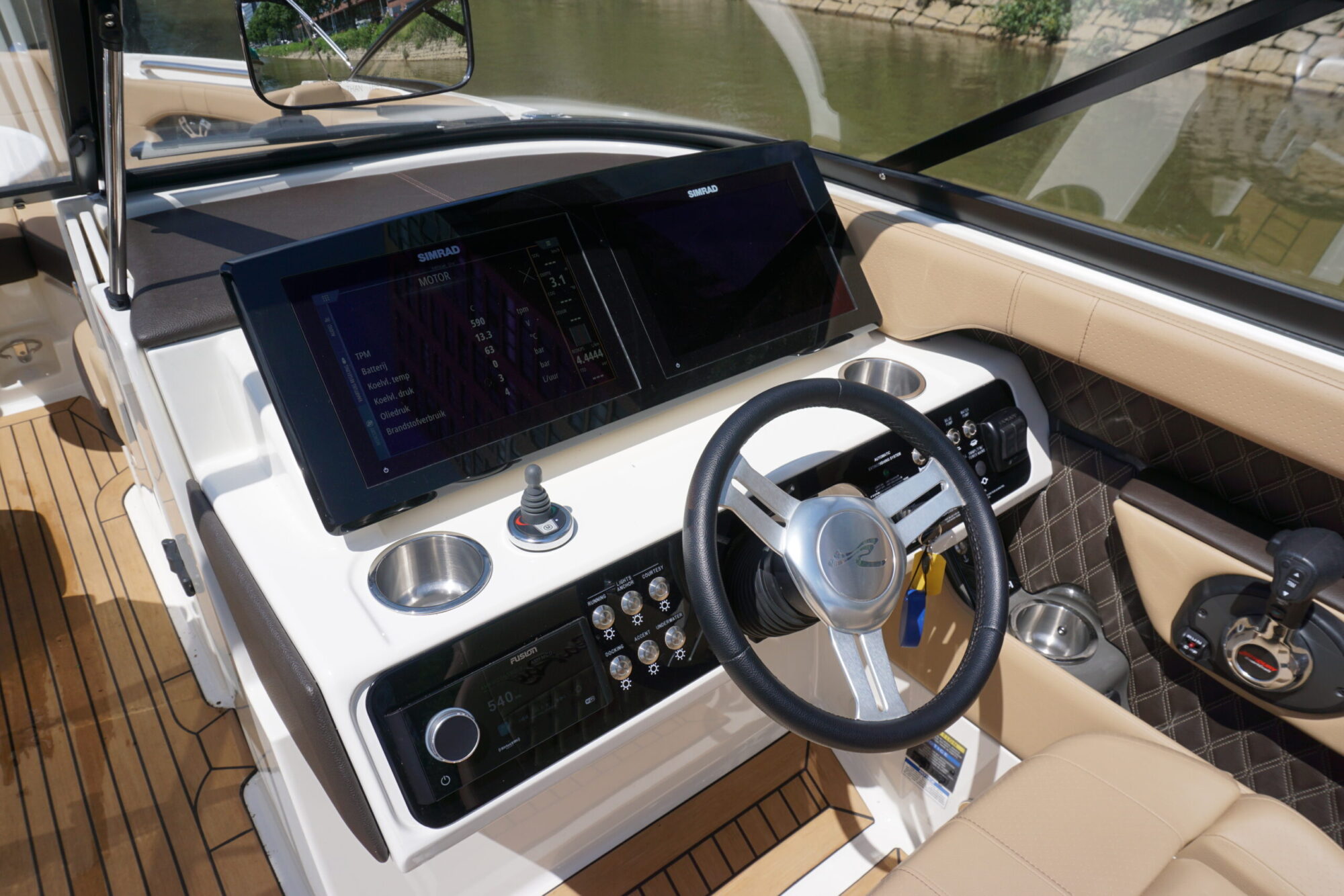 foto: 22 Sea Ray Sea Ray 250 SLX