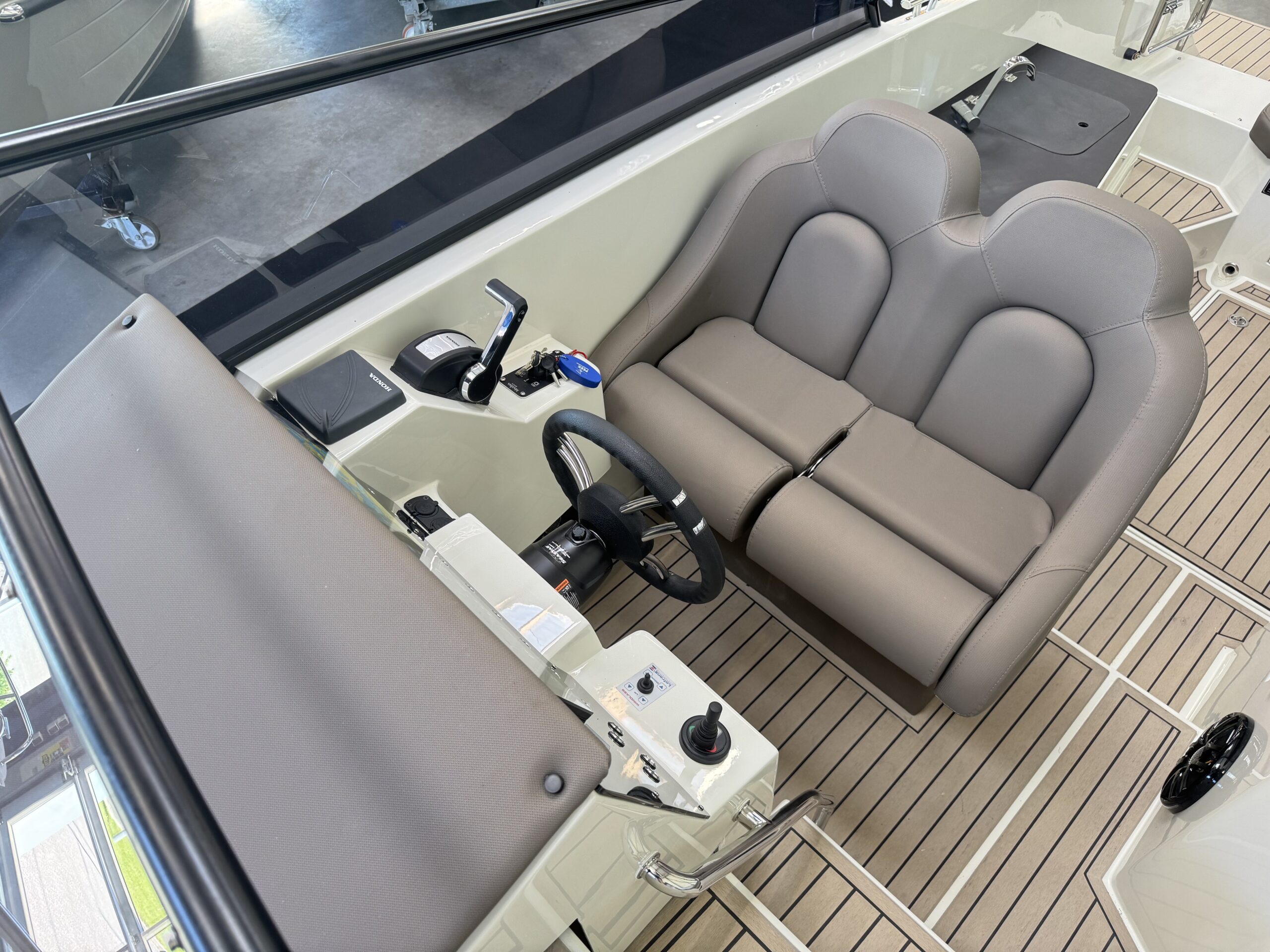 foto: 15 Maxima 800 Cabin (op voorraad)