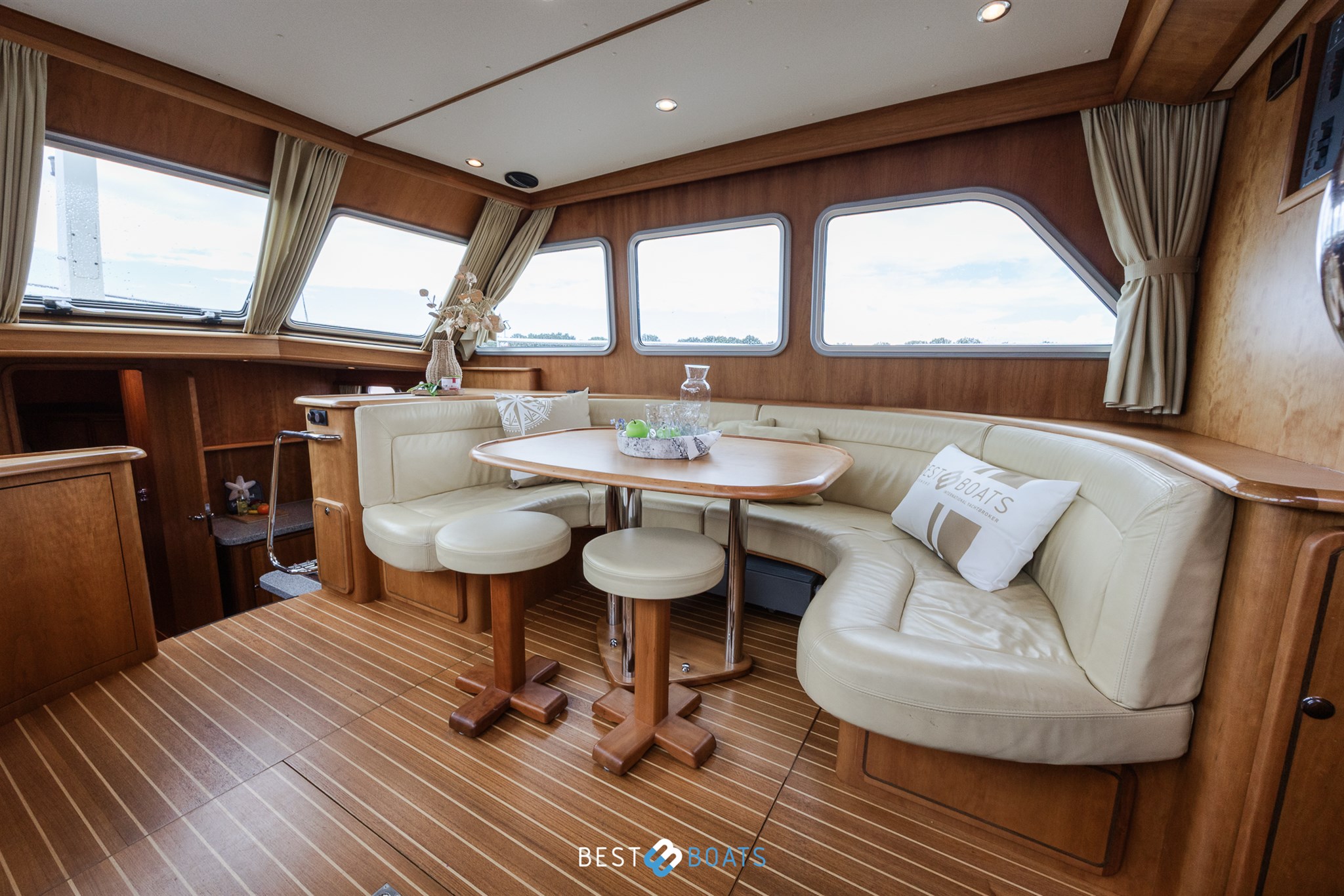 foto: 41 Linssen 430 AC AK MKII