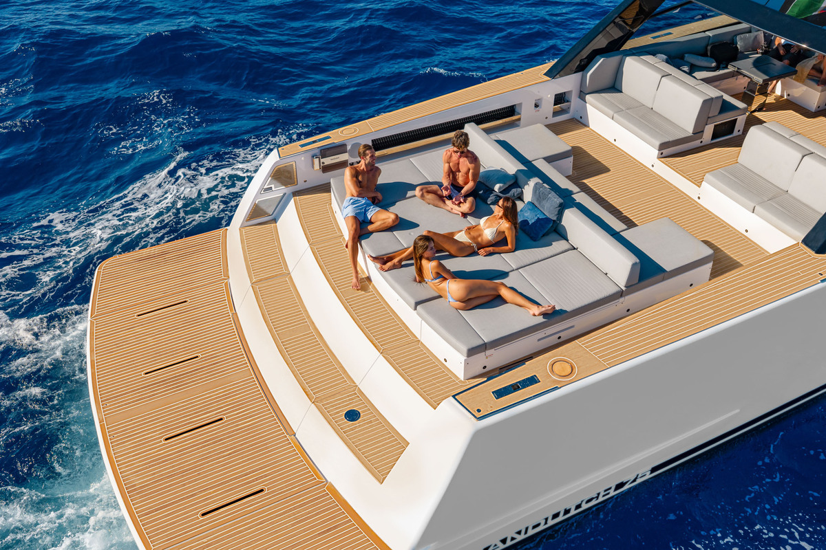 foto: 46 Van Dutch 75 - NEW