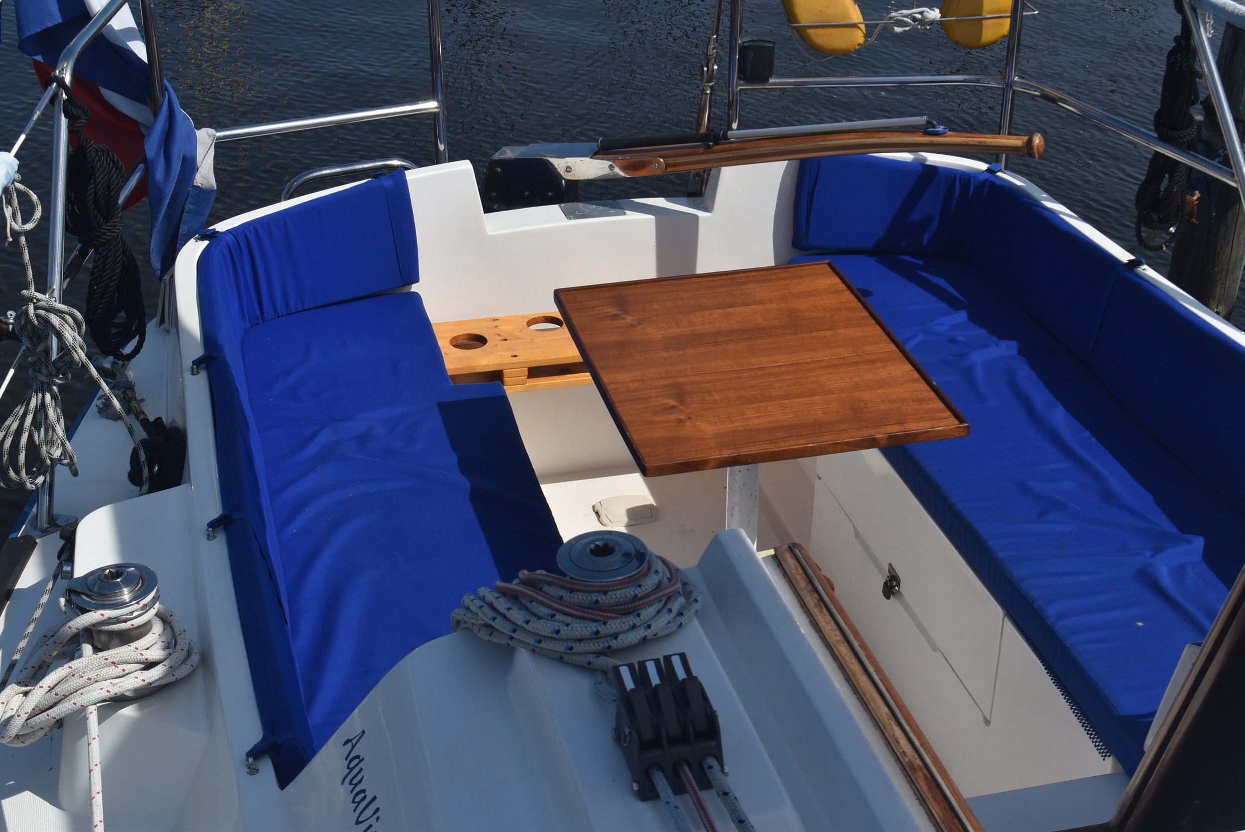 foto: 48 Aquavite 26 