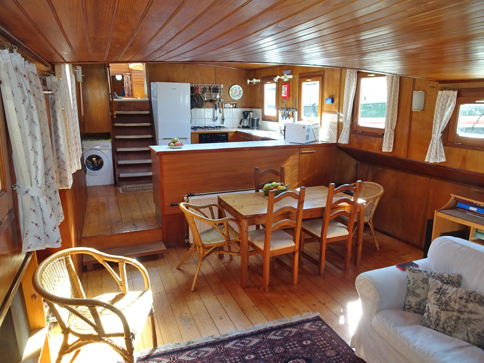 foto: 63 Katwijker 26.13 Varend Woonschip met CBB