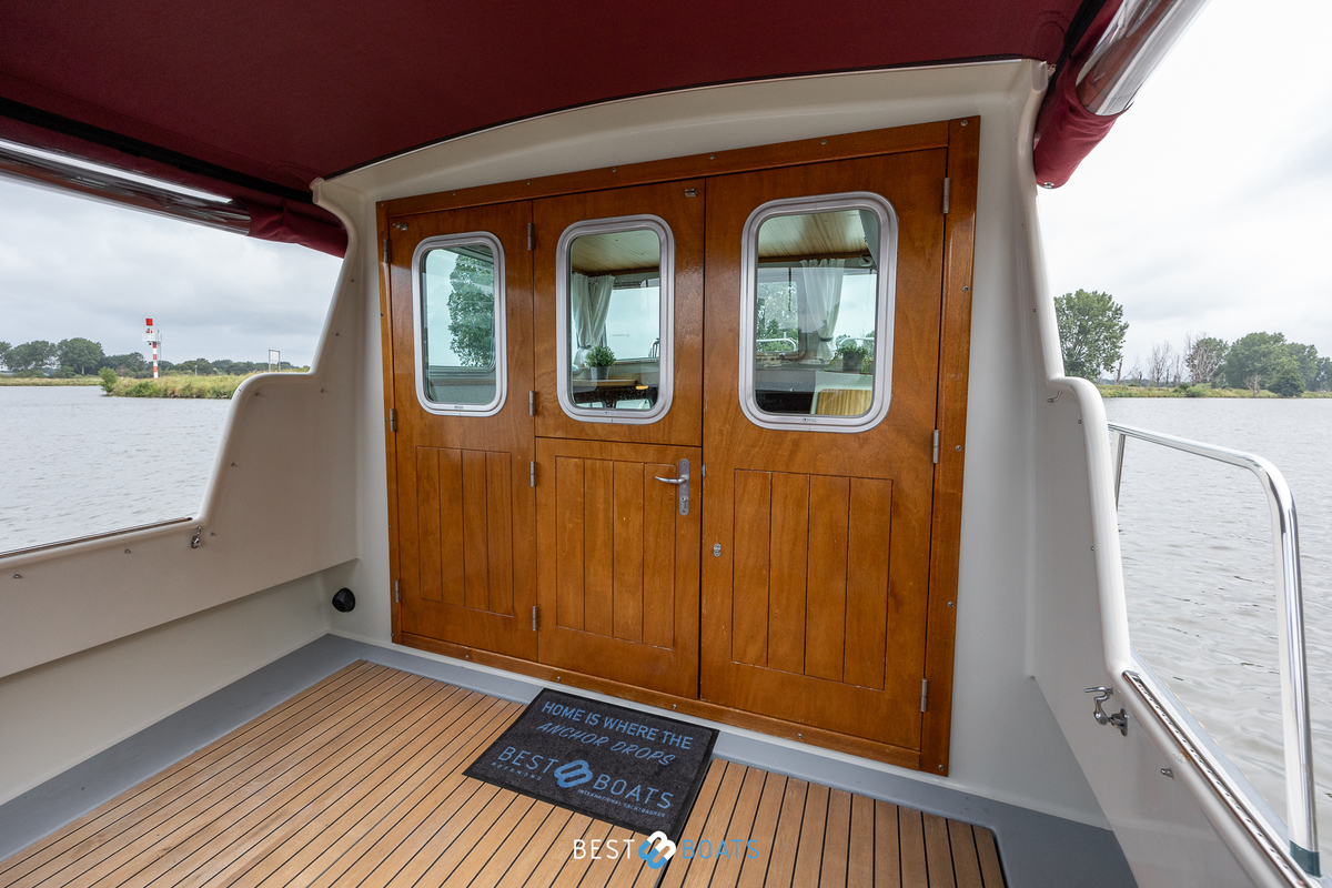 foto: 25 Linssen  Dutch Sturdy 260 OC