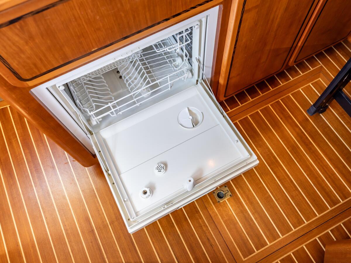 foto: 99 Linssen  Grand Sturdy 500 Variotop