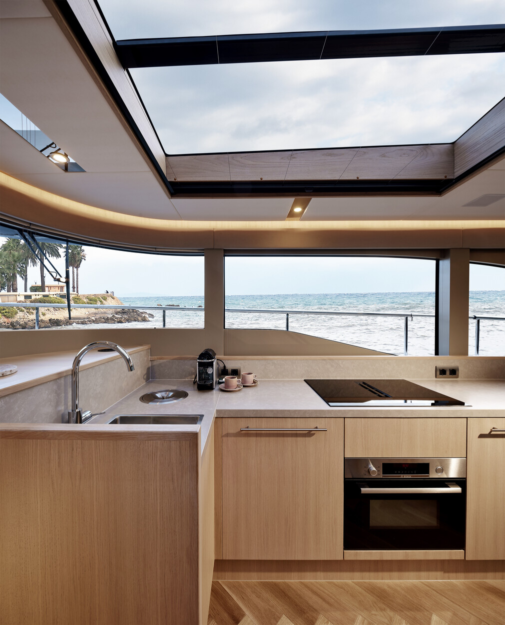 foto: 15 Van den Hoven Voyager 50