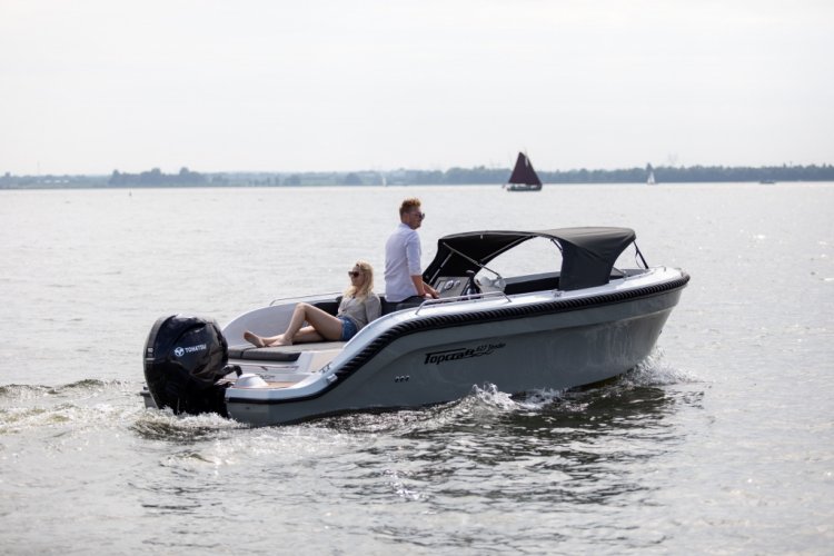 foto: 9 Topcraft 627 Tender