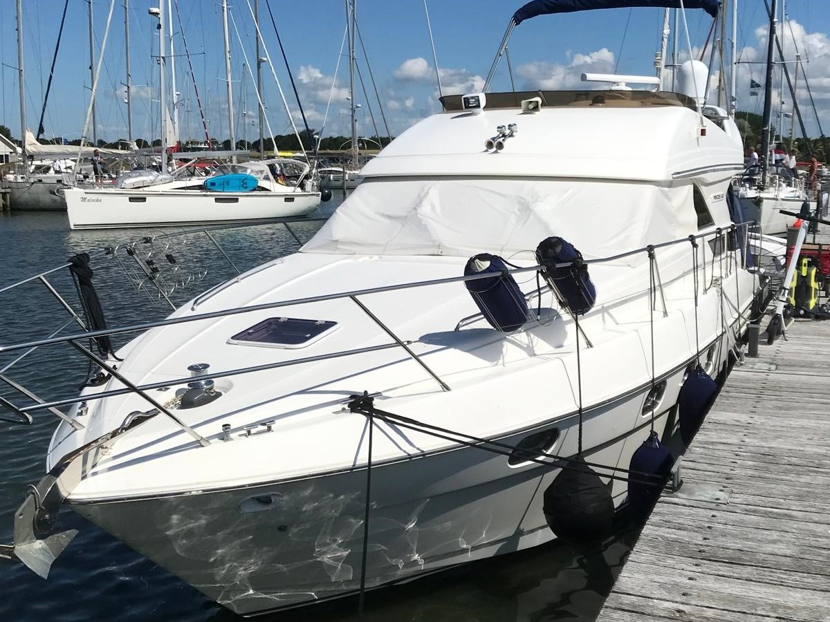 foto: 29 Princess Princess 440 FLY