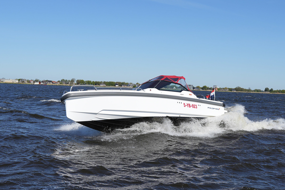 foto: 52 Axopar 24 Open