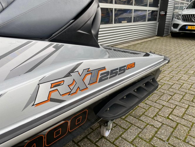 foto: 10 Sea-Doo RXT 255 RS