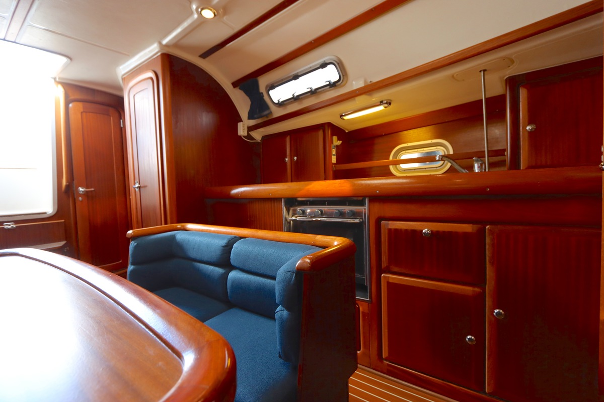 foto: 33 Bavaria  38-3 Cruiser