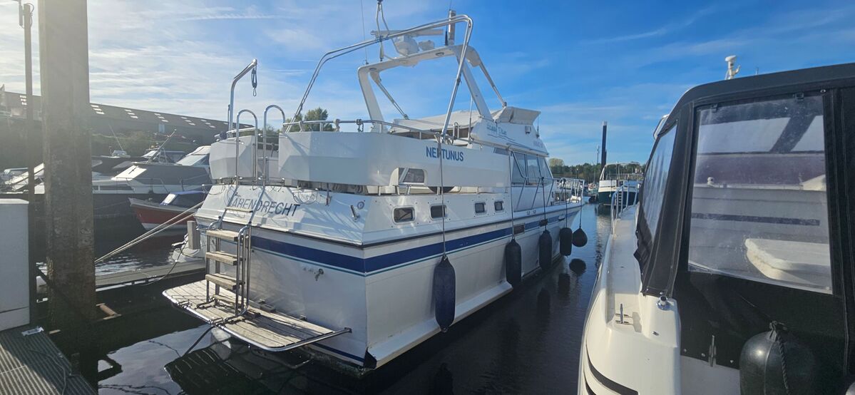 foto: 26 Neptunus 133 Flybridge