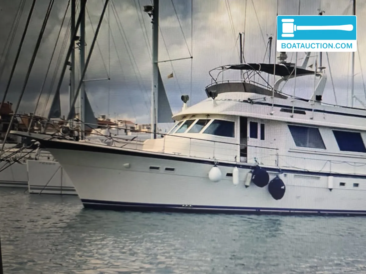 foto: 19 Hatteras 72