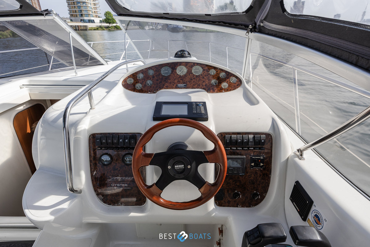 foto: 27 Sessa  Oyster 34