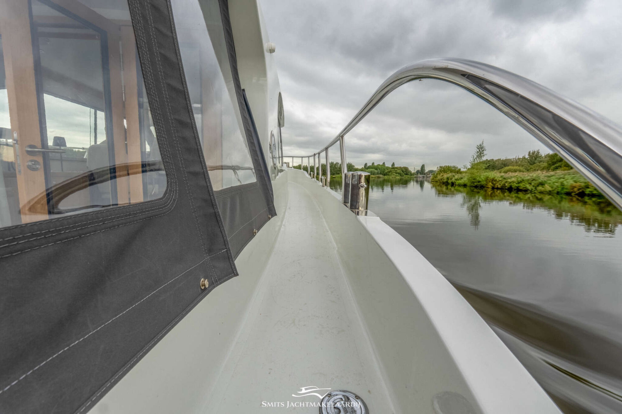 foto: 56 Vedette Vedette 33 Salon Comfort Line