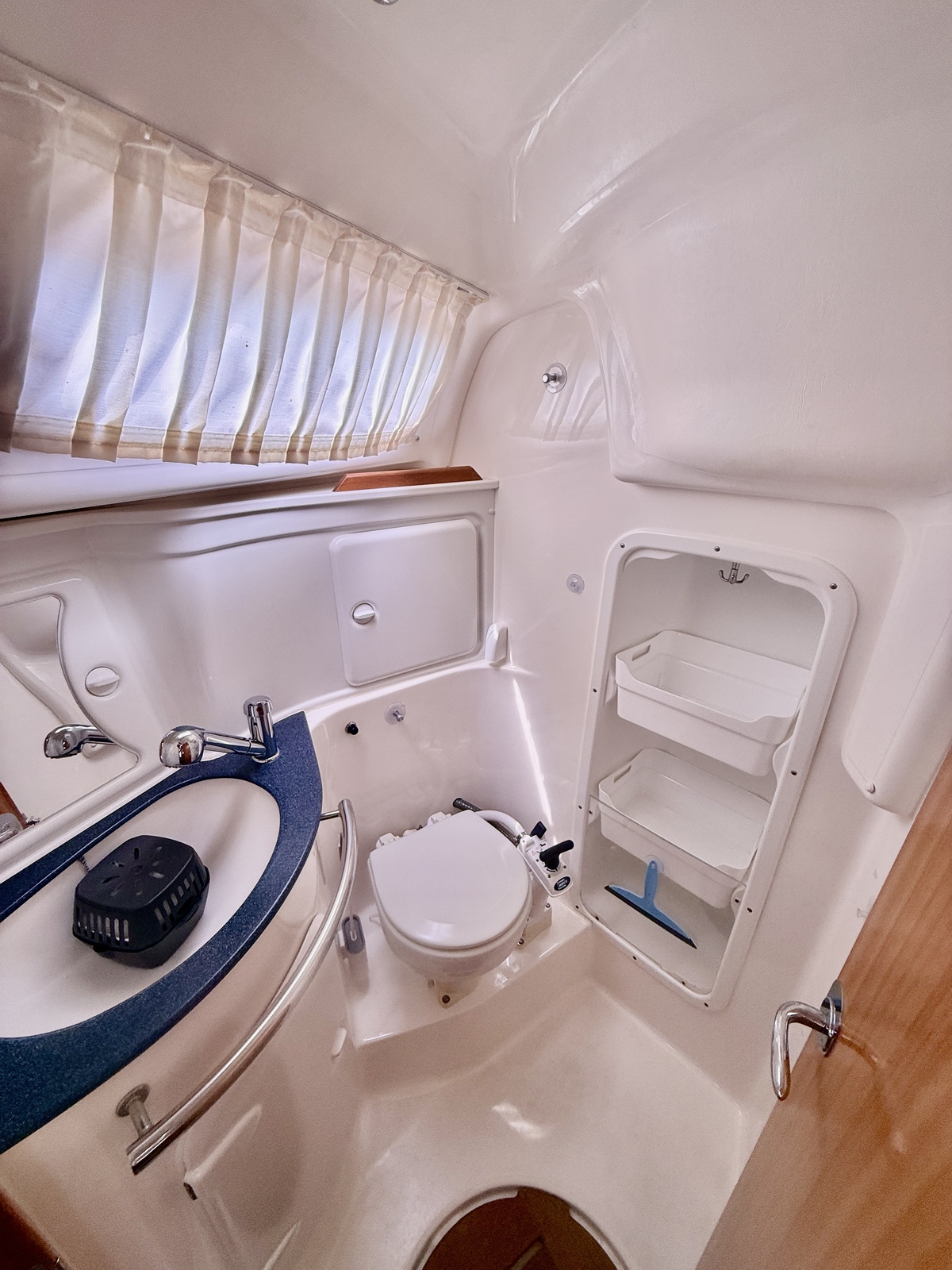 foto: 30 Bavaria  33 Cruiser