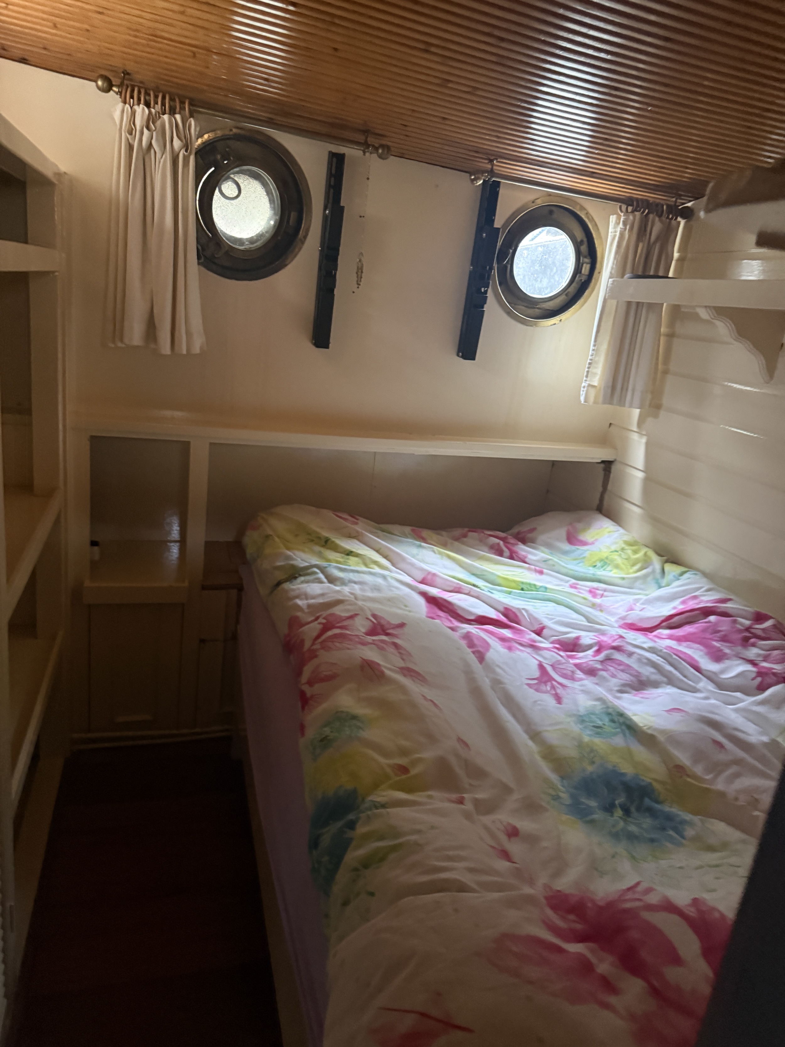 foto: 13 Tjalk Varend Woonschip