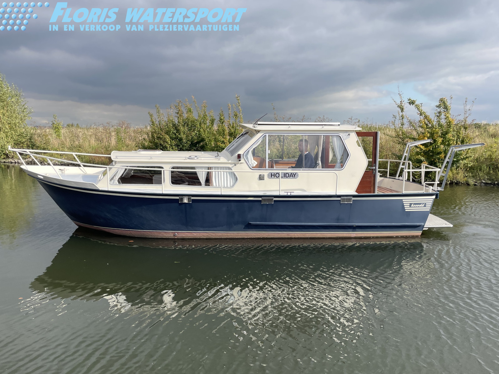 foto: 14 Hooveld 850 Open Cabin