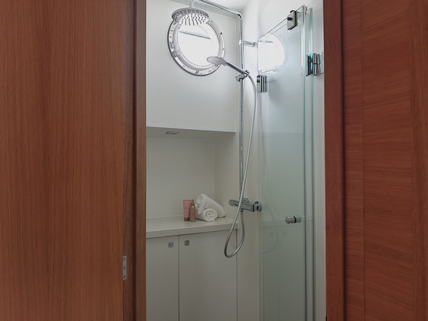 foto: 32 De Alm Grand Voyager 65
