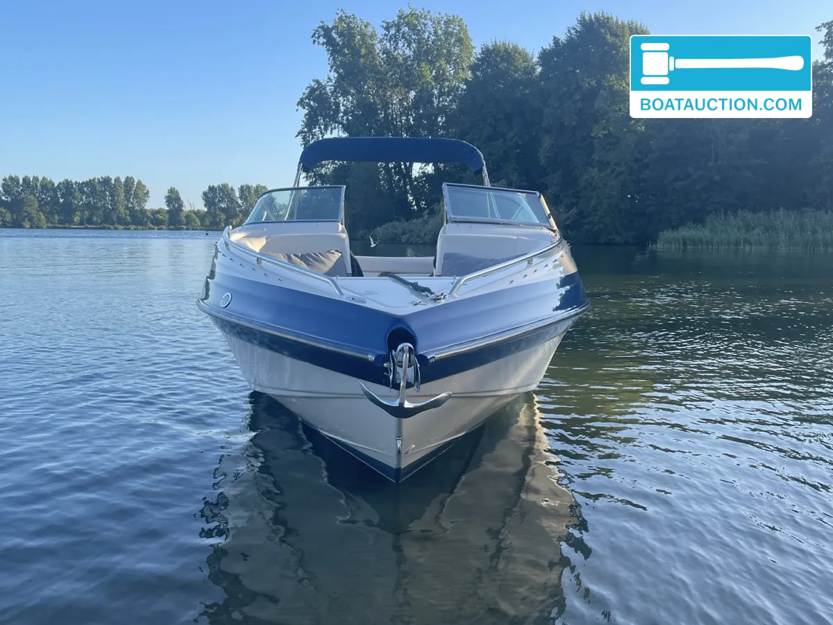 foto: 10 Crownline 266 BR
