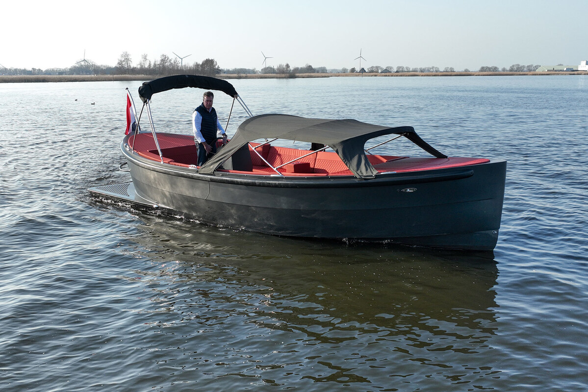 foto: 54 Triple X 800