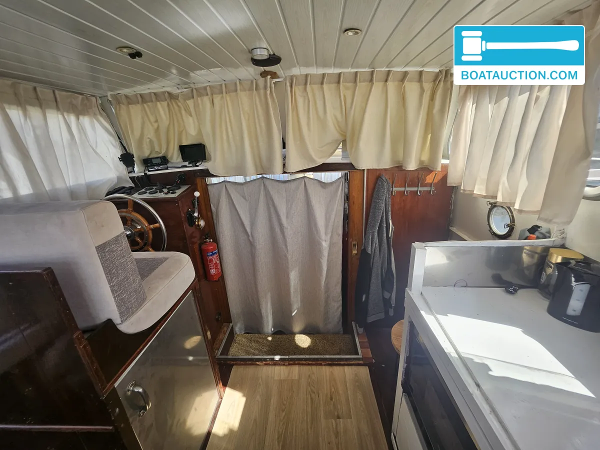 foto: 18 Motorboat 1050