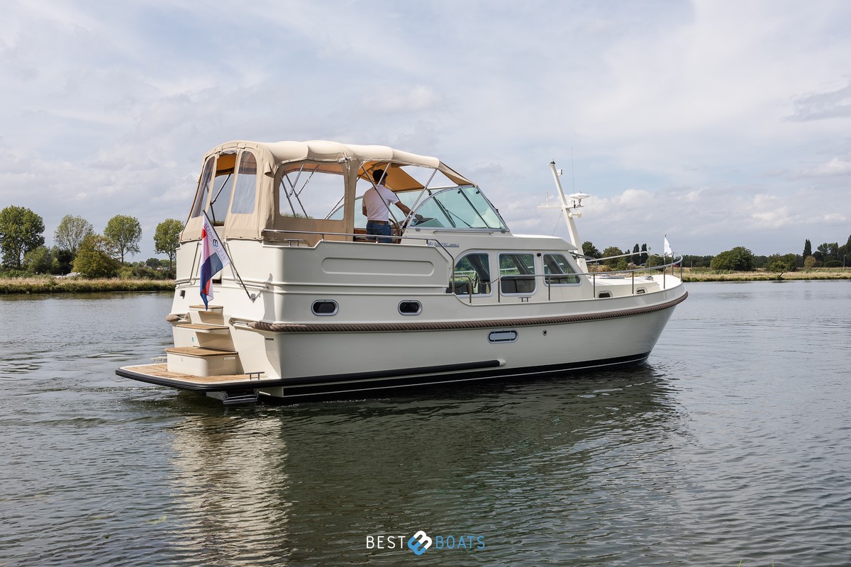 foto: 27 Linssen Grand Sturdy 35.0 AC