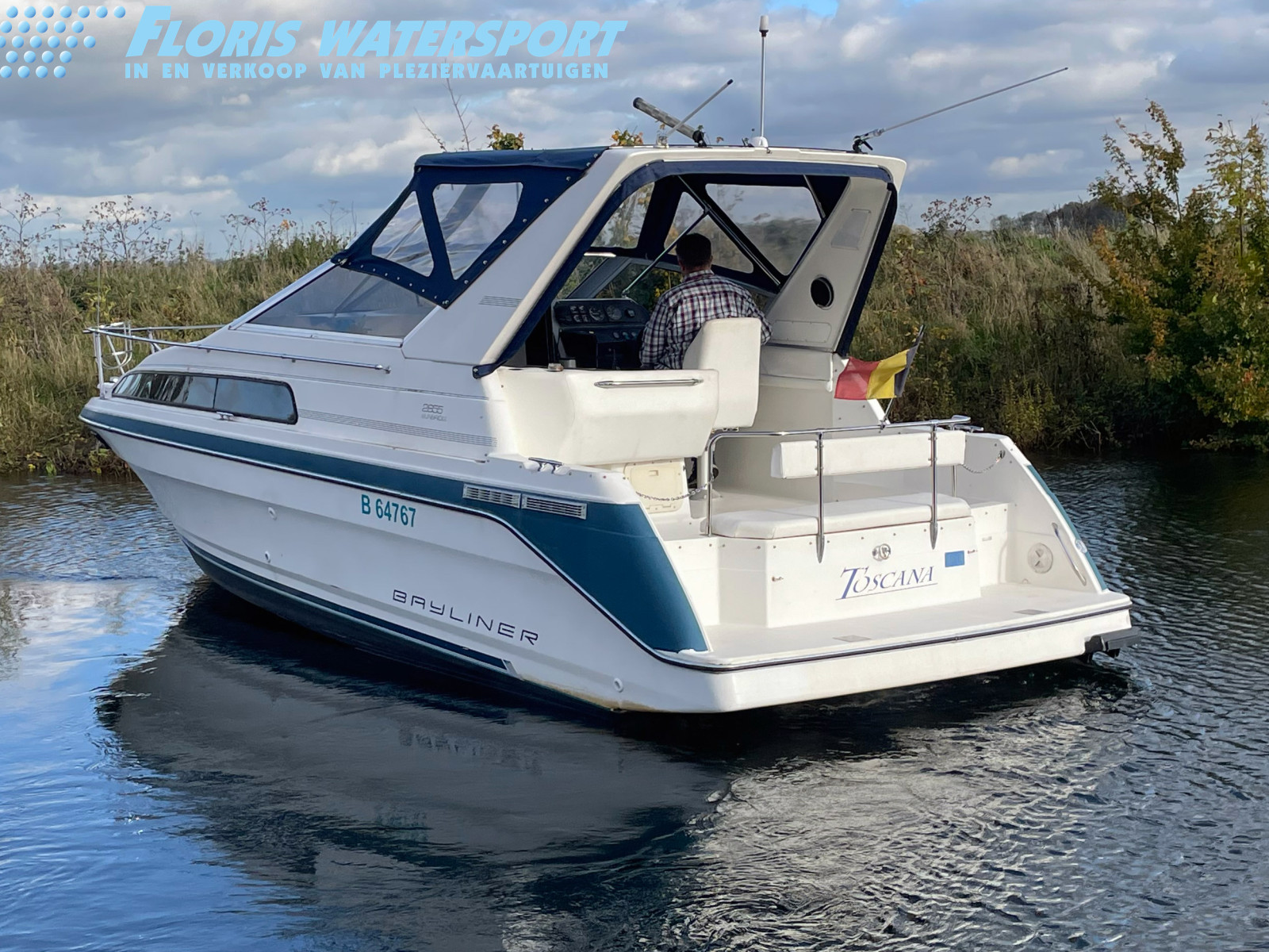foto: 10 Bayliner 2855 Ciera Sunbridge