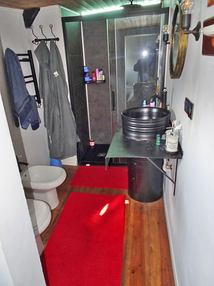 foto: 64 Spits Varend Woonschip 30.53 met UBC