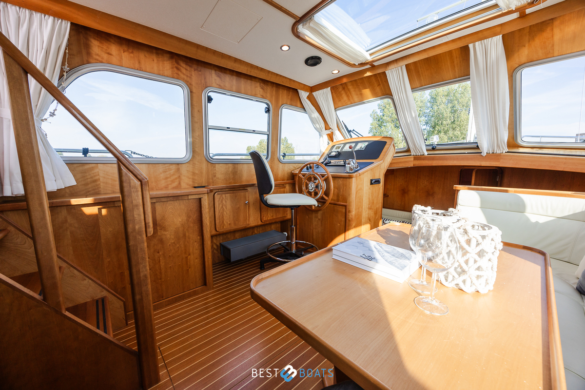 foto: 39 Linssen Grand Sturdy 380 AC 