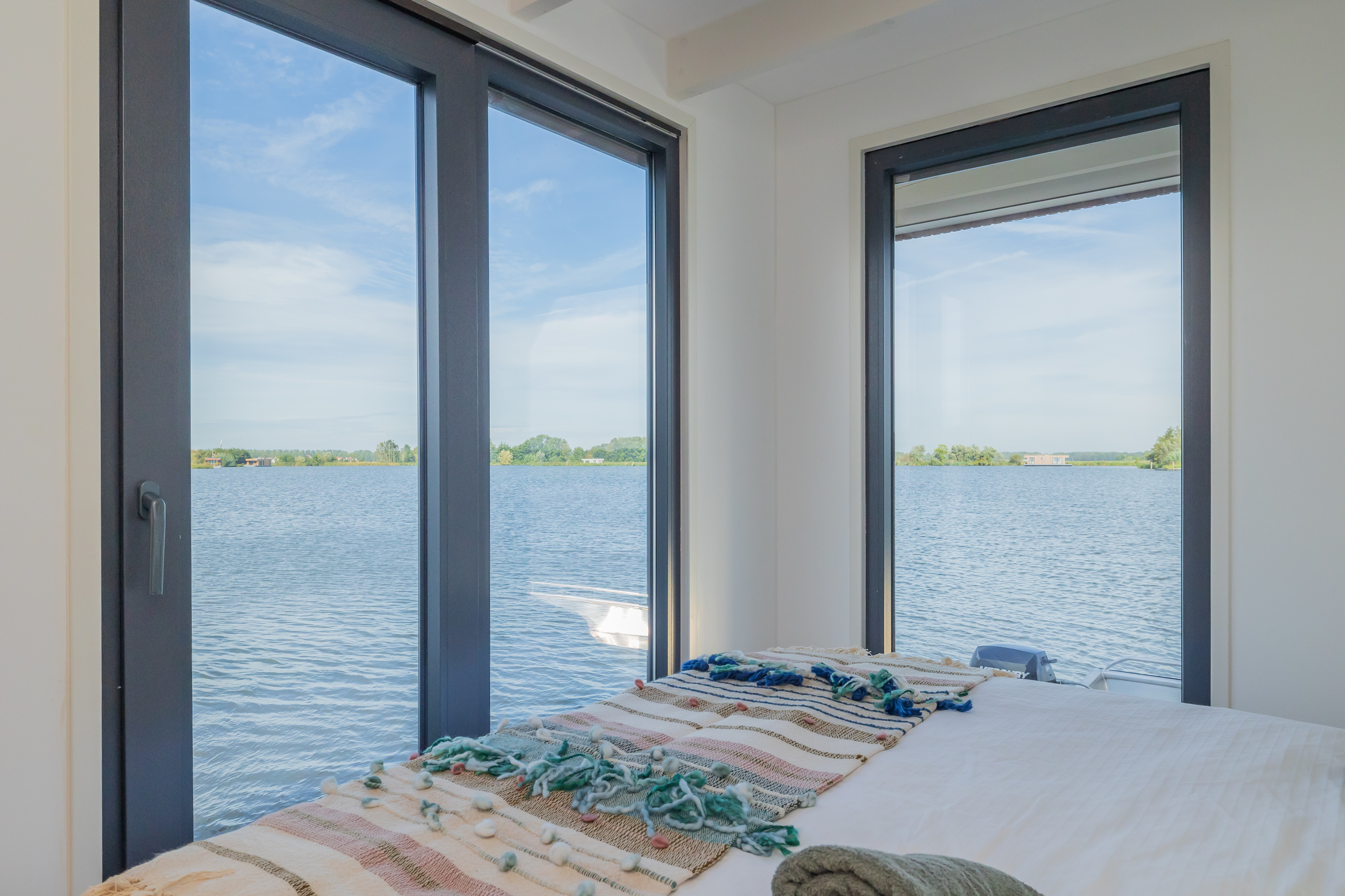 foto: 39 Surla (met Tender) Houseboat 15 Volledig Elektrisch With Charter