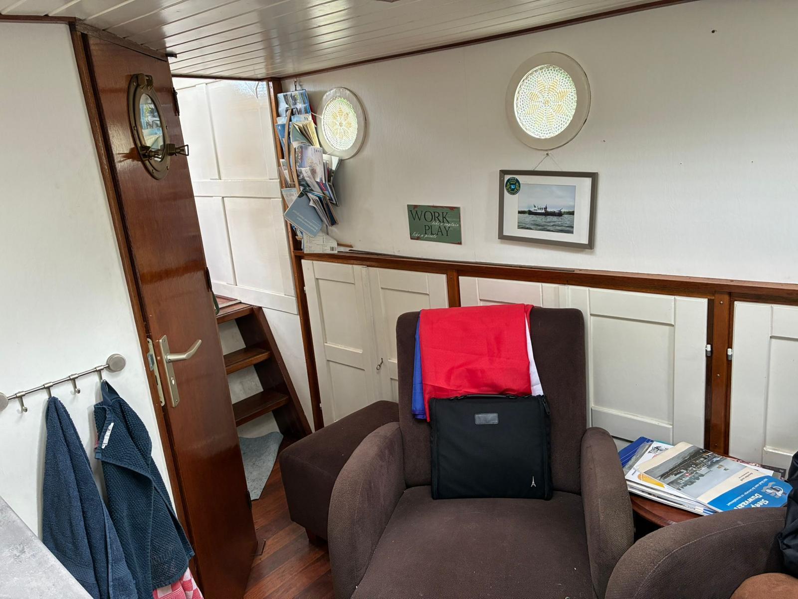 foto: 25 Sleepboot 15.00