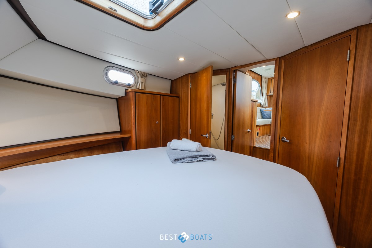 foto: 35 Linssen Grand Sturdy 34.9 AC