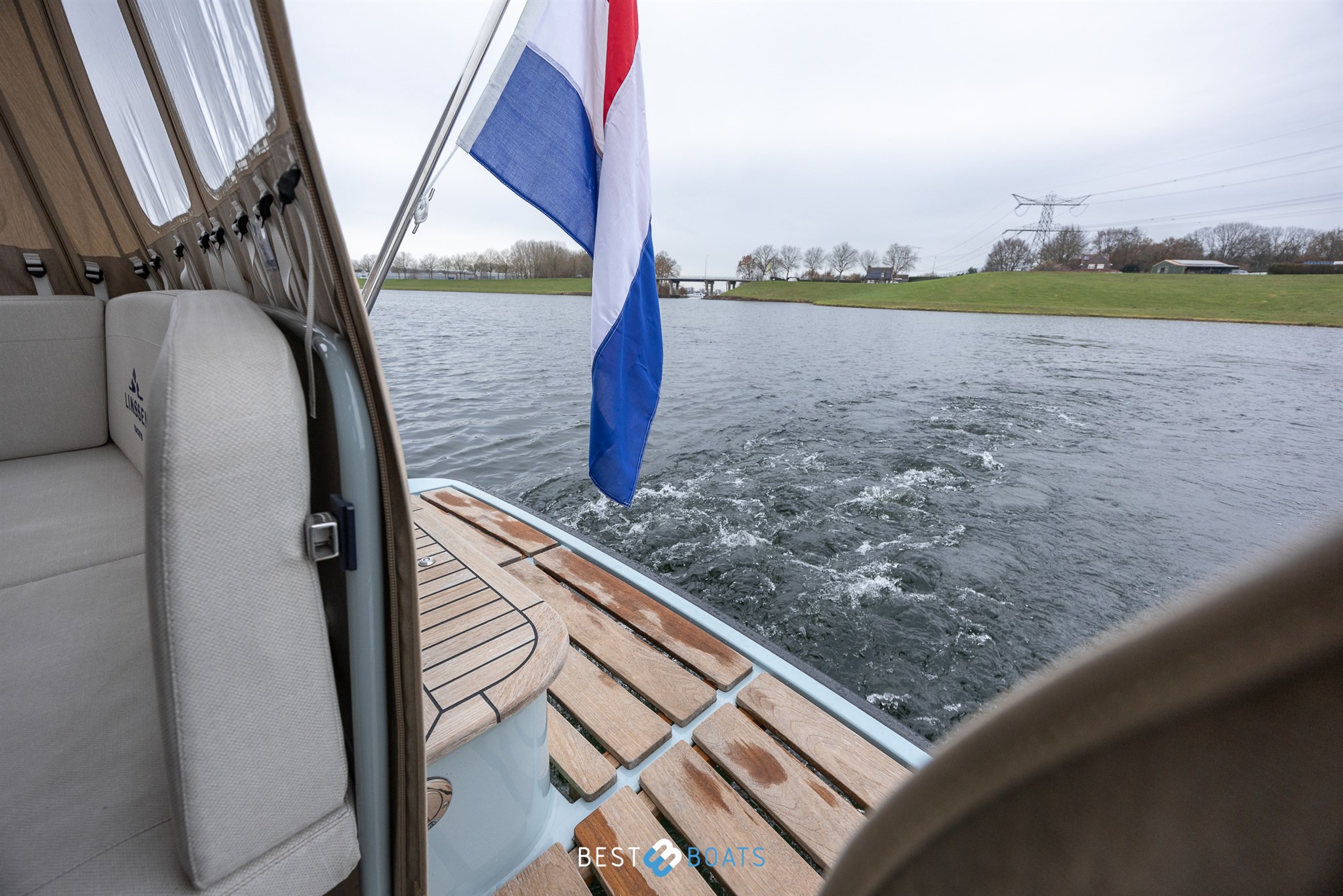 foto: 37 Linssen 30 SL Sedan
