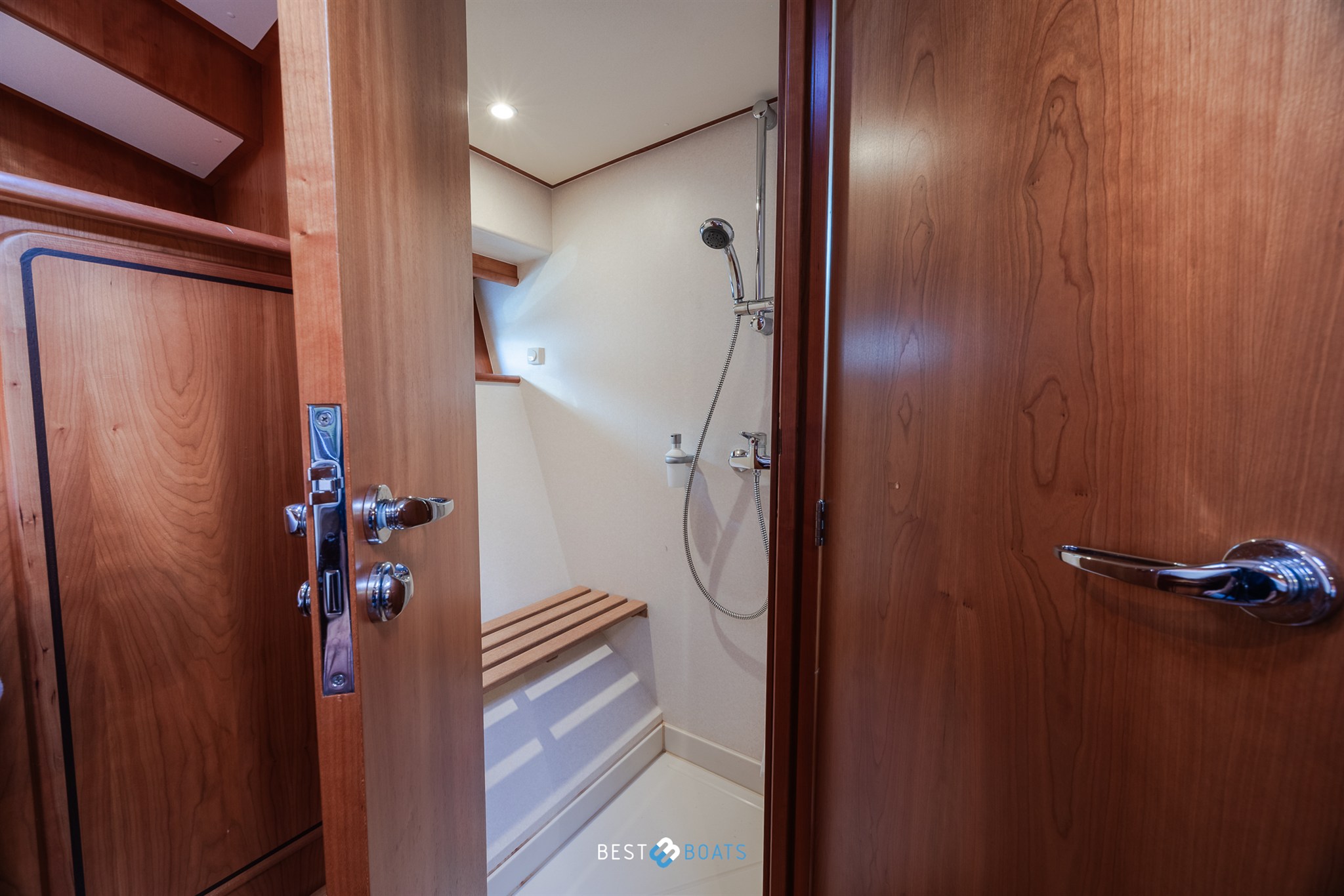 foto: 48 Linssen Grand Sturdy 470 AC Mark II