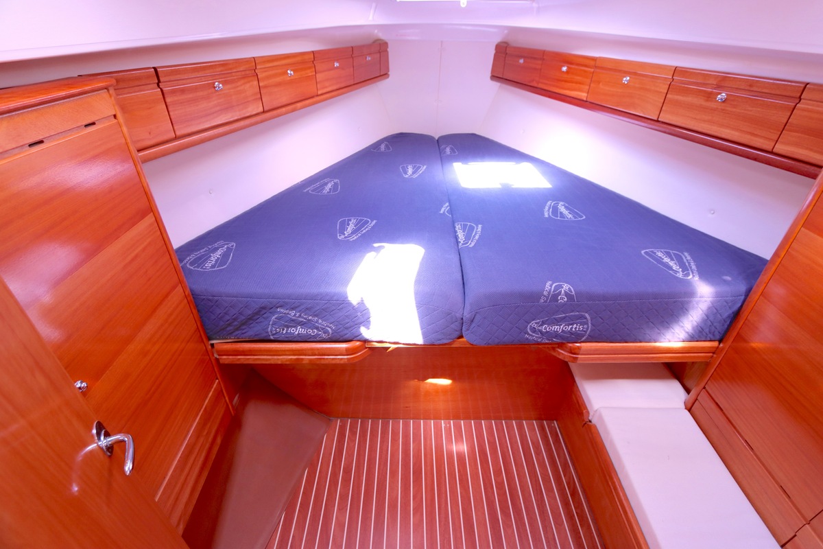 foto: 32 Bavaria 37-2 C