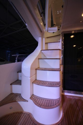 foto: 72 Azimut 60