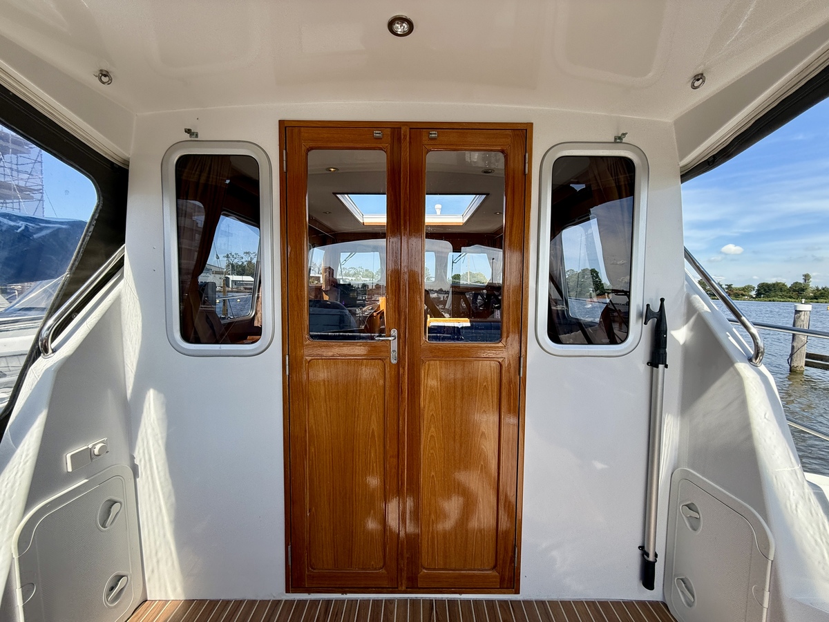 foto: 66 Exellent 1000 Hybride Patrol