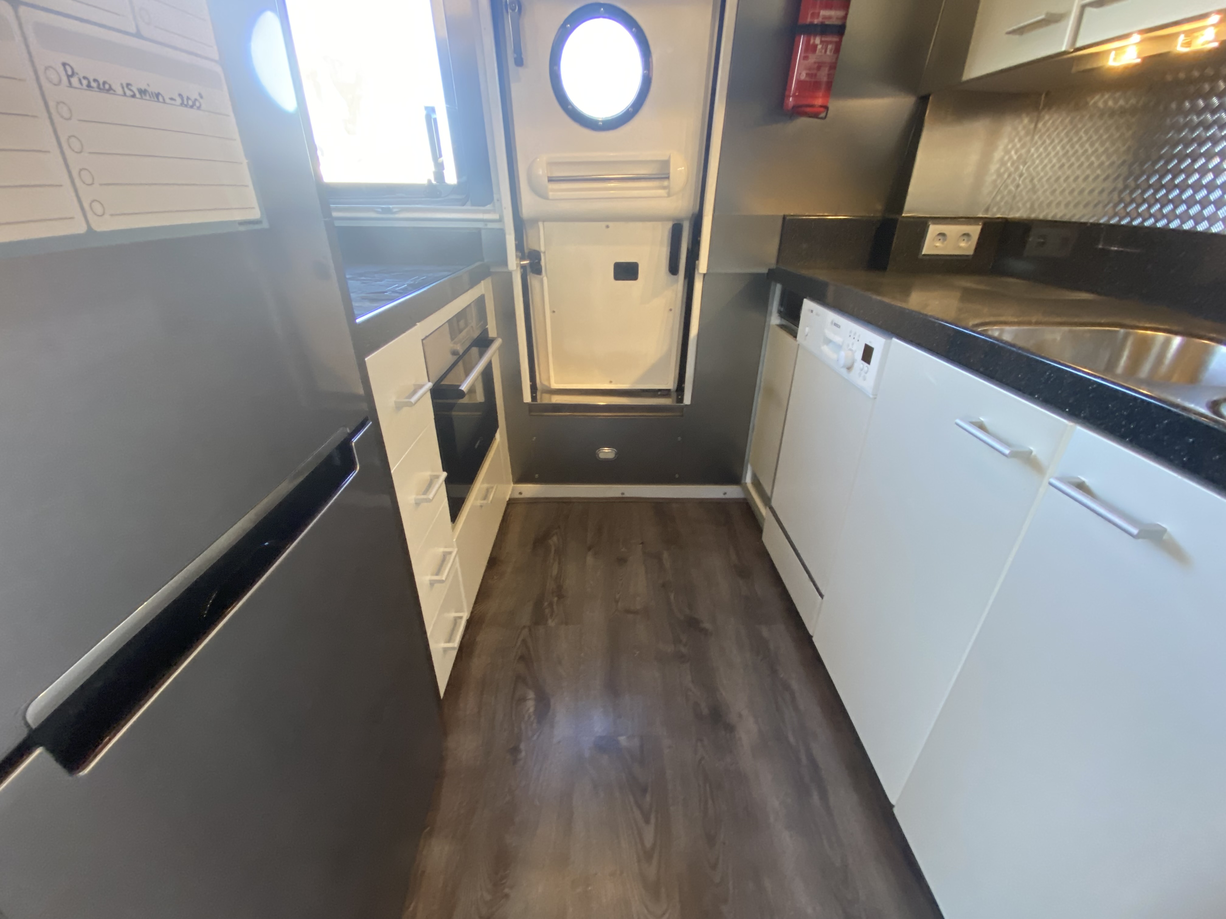 foto: 33 Fairline Squadron 62