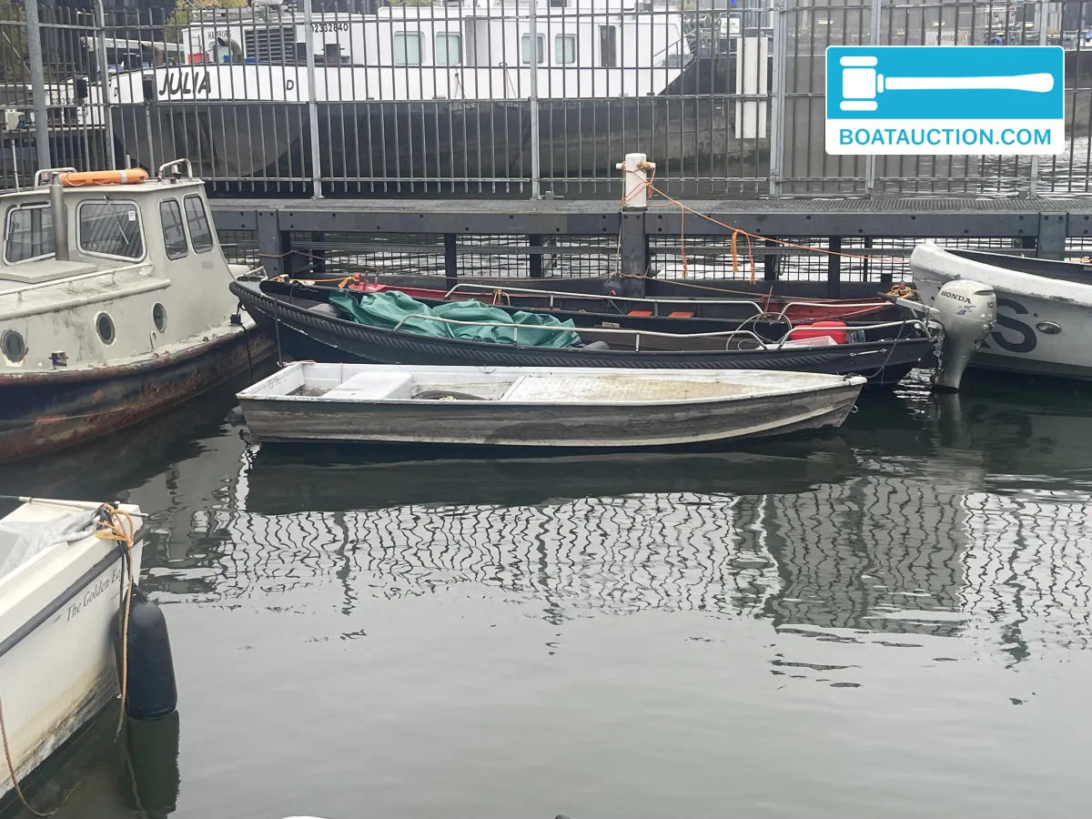 foto: 5 Open Boot 420