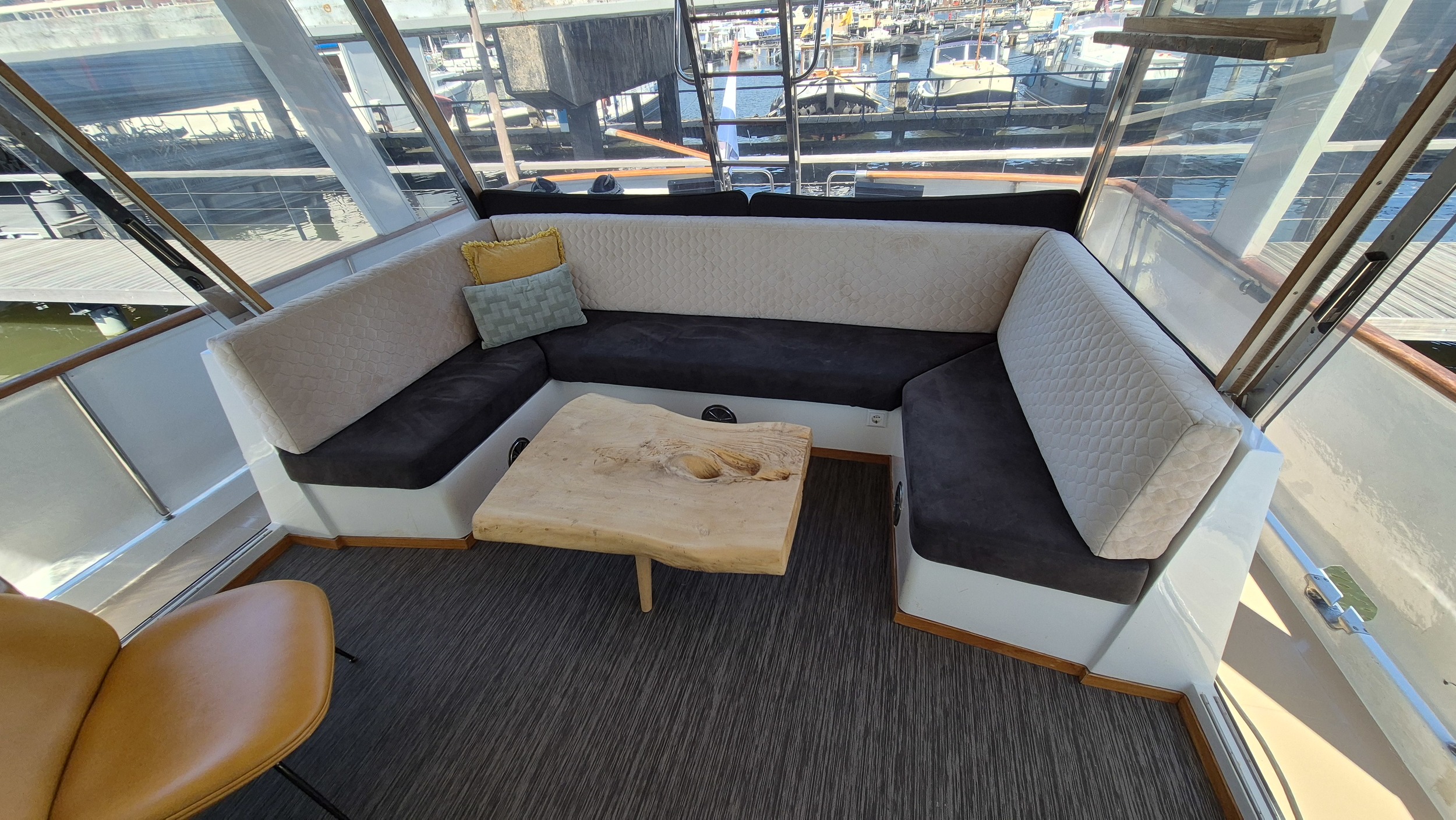foto: 65 Ancora 44 Flybridge