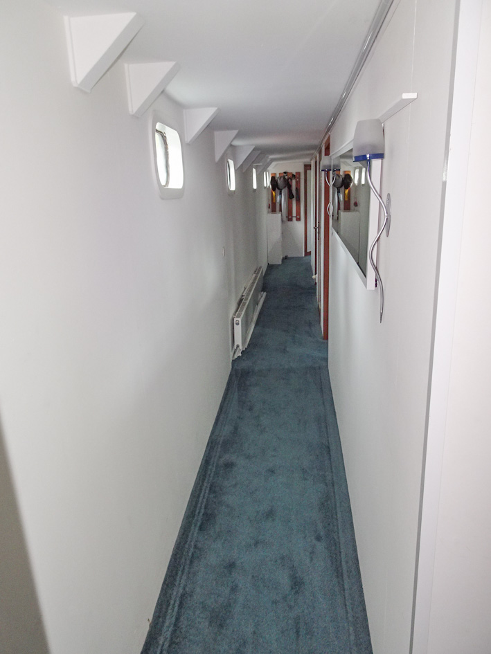 foto: 43 Varend Woonschip 31.28 met UBC