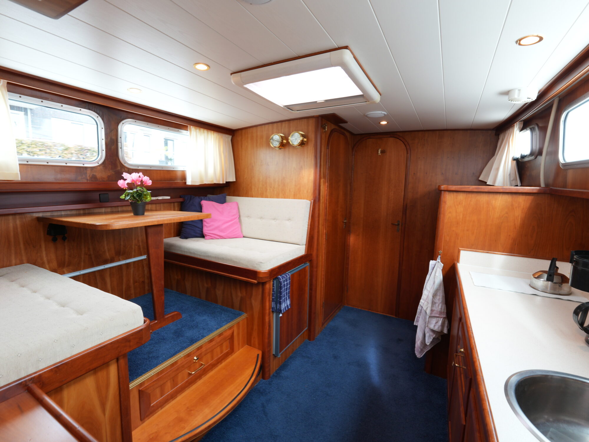 foto: 36 Veha Veha 10.20 OK Cabrio