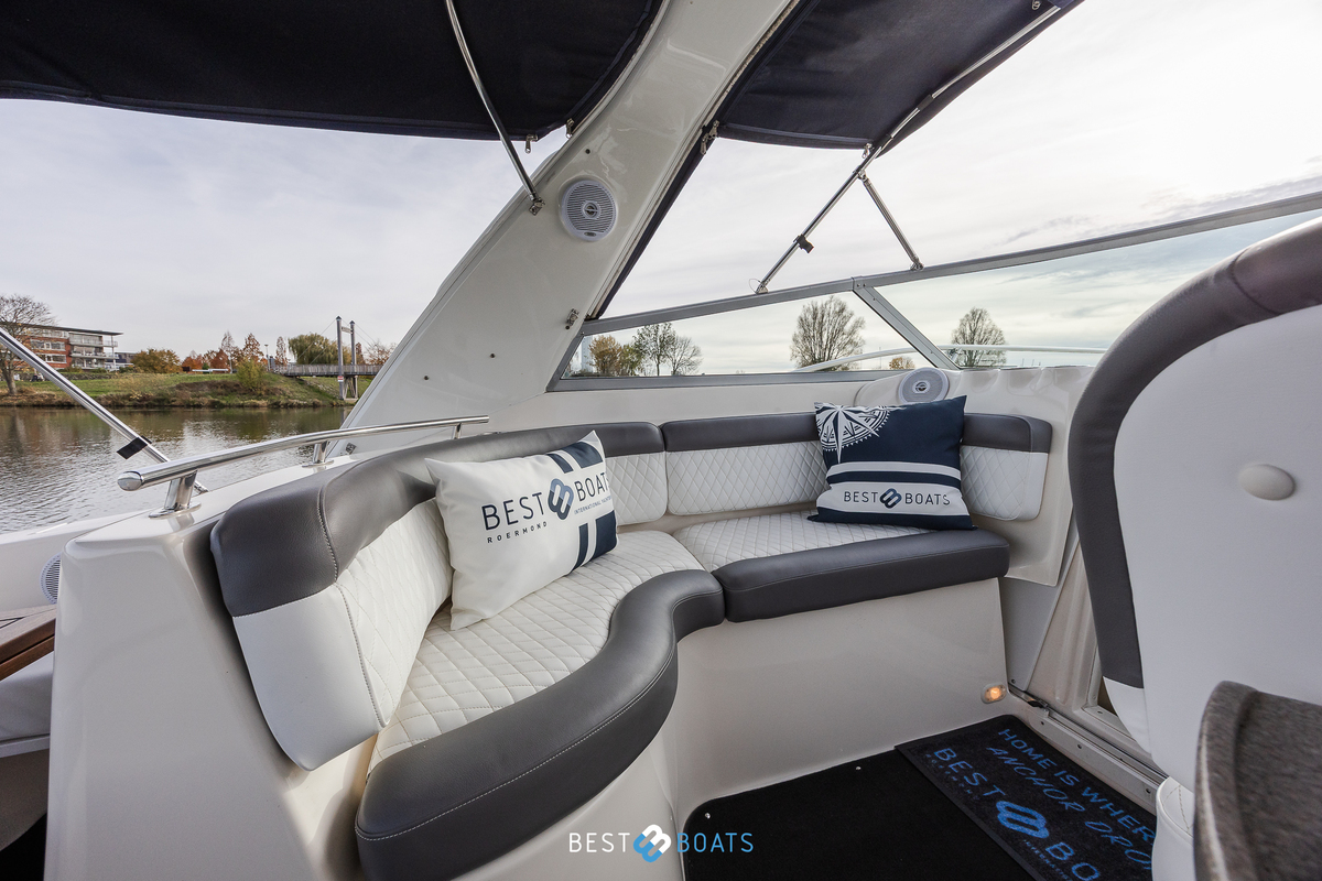 foto: 34 Rinker 342 Fiesta Vee